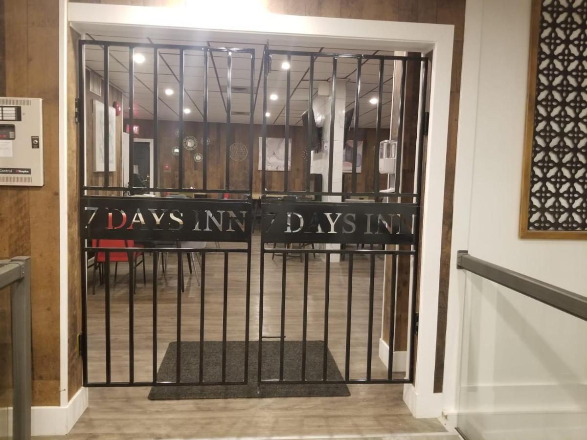 7 Day'S Hotel Lamont Kültér fotó